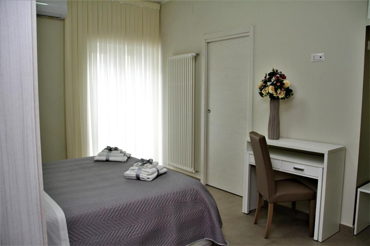 Casa Vacanze Civico 32 Монтескалиозо Екстериор снимка