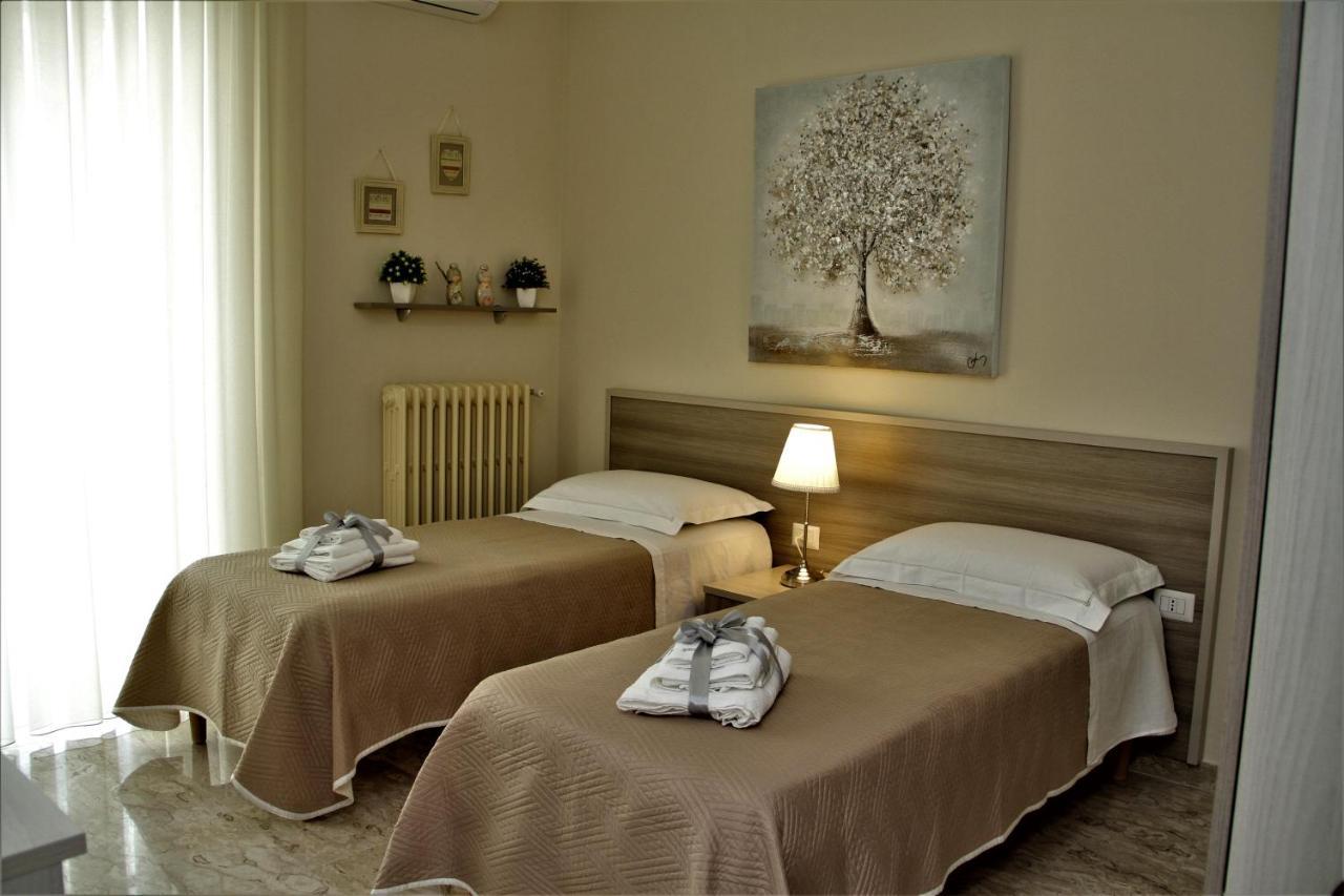 Casa Vacanze Civico 32 Монтескалиозо Екстериор снимка