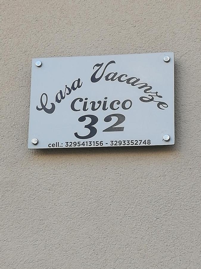 Casa Vacanze Civico 32 Монтескалиозо Екстериор снимка
